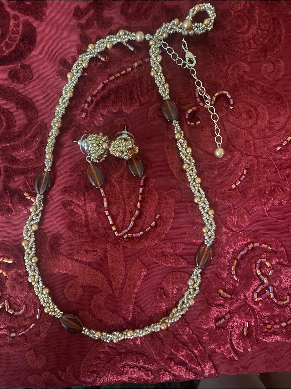 Source Unknown Gold-Tone Beaded Necklace and Earrings with Brown Accents